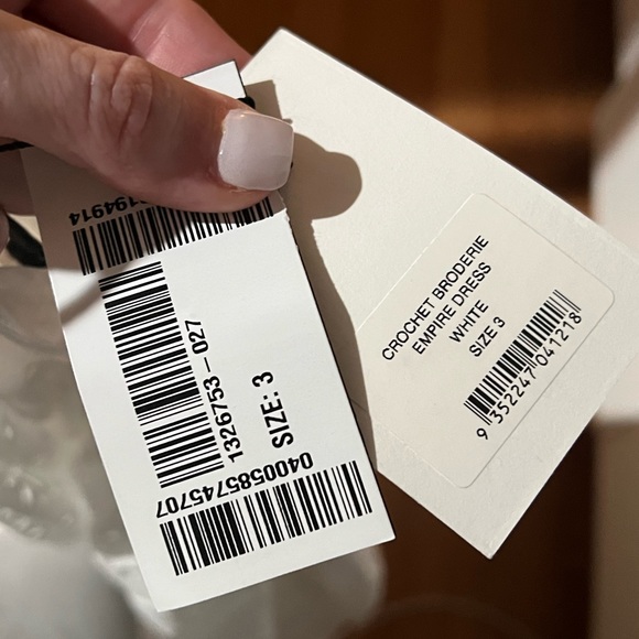 CROCHET BRODERIE EMPIRE DRESS - Picture 5 of 5